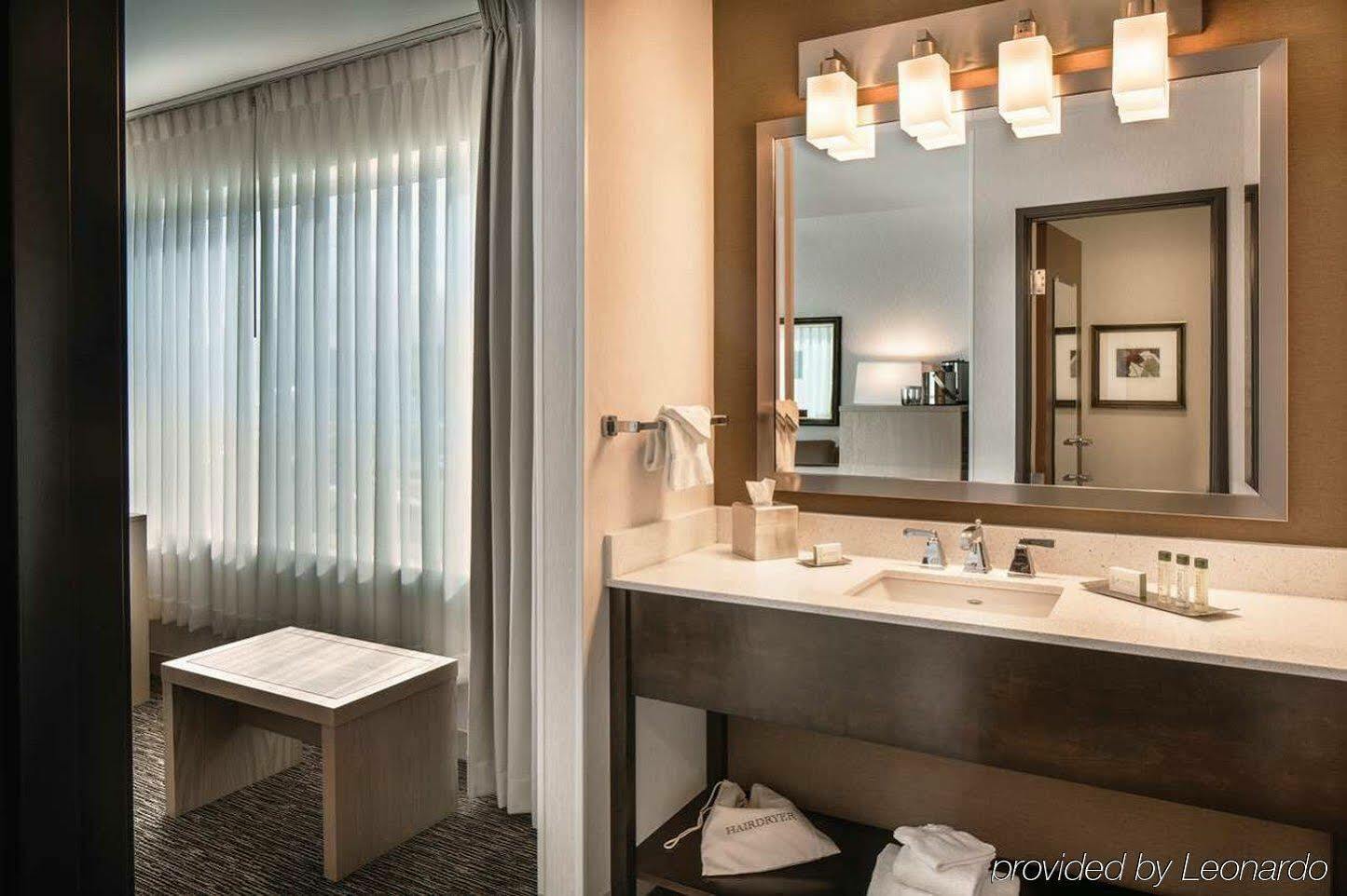ดับเบิลทรี บาย ฮิลตัน โอลิมเปีย Hotel ภายนอก รูปภาพ